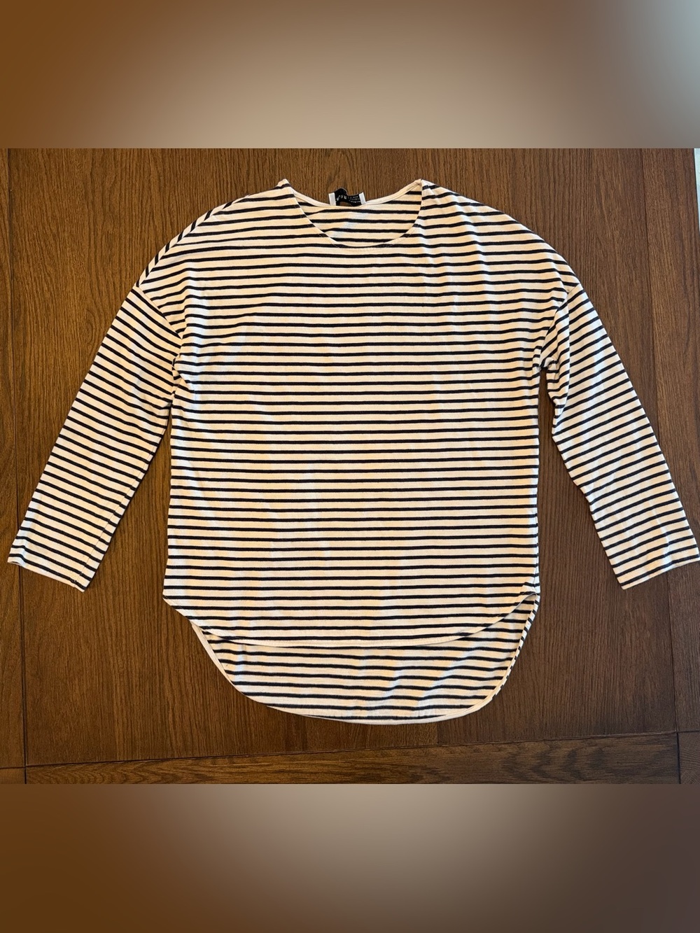 Zara Trafaluc White & Navy Striped Long-Sleeve Crewneck